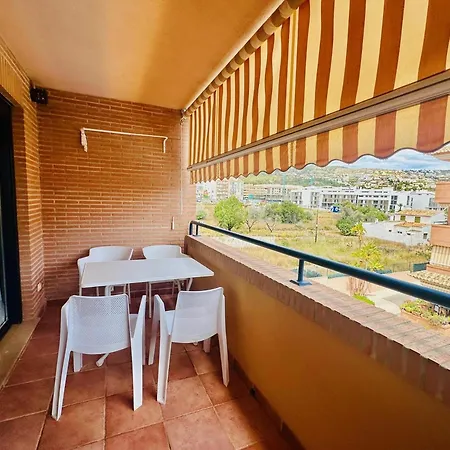 Comodo En Con Piscina Comunitaria, Cerca De La Playa - Es-160-17 *
